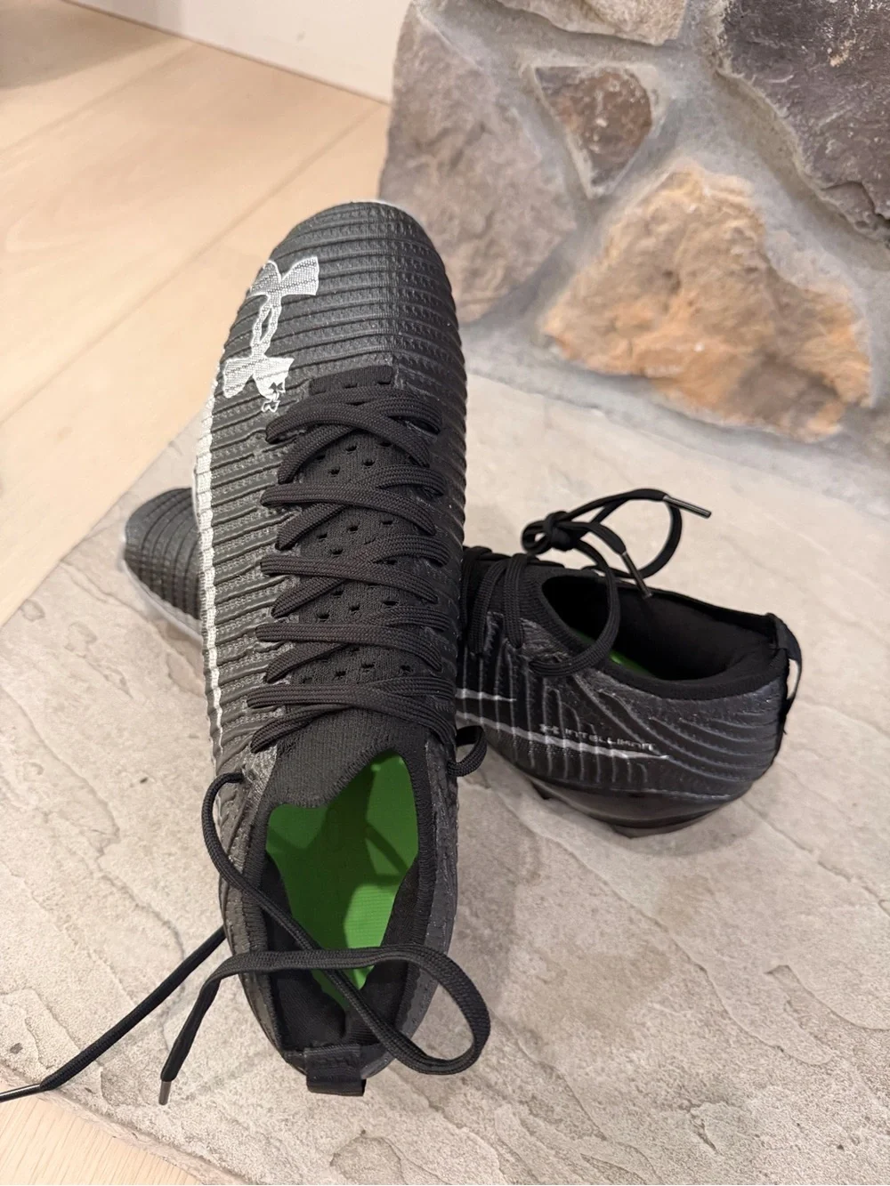 Under Armour Black Silver Green Men's Athletic Cleats